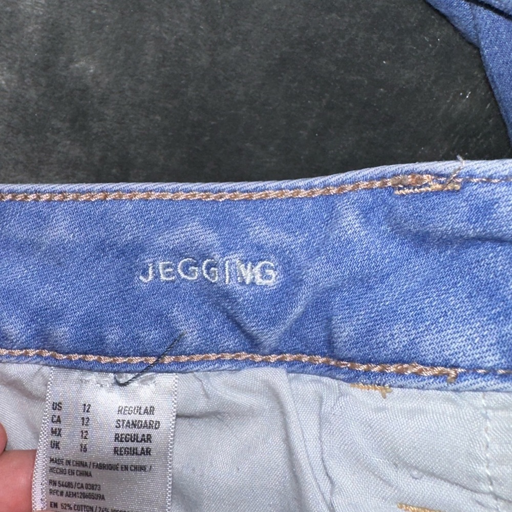 Jeans - Picture 3 of 3
